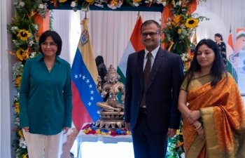 The Mission hosted a reception to celebrate the 75th Republic Day of India on Friday 26 January at Caracas. H.E. Delcy Eloina Rodriguez Gomez, Executive Vice President of the Bolivarian Republic of Venezuela, was the Chief Guest. The event witnessed the participation of Vice Ministers, Diplomatic Corps, intellectuals, Indian Diaspora and the Friends of India. Amb. Ashok Babu and Chief Guest addressed the gathering. The colourful cultural performance was widely appreciated.
